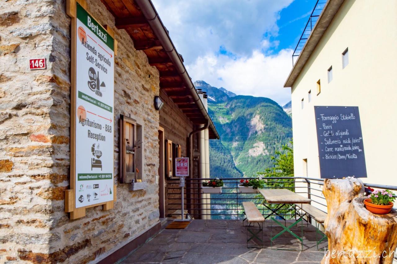 Appartamenti Bertazzi, Cavagnago - Self Check-In Exteriör bild