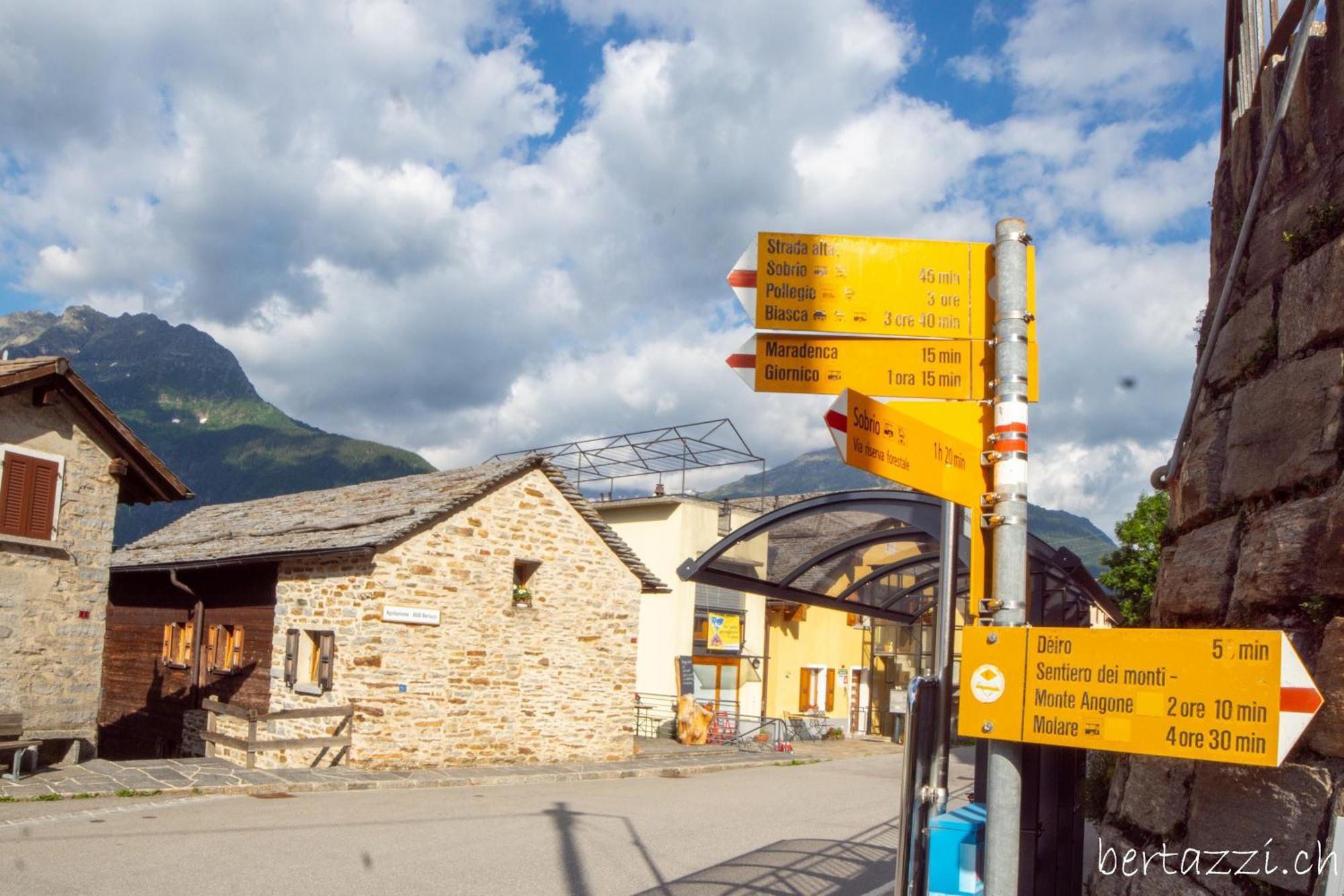 Appartamenti Bertazzi, Cavagnago - Self Check-In Exteriör bild